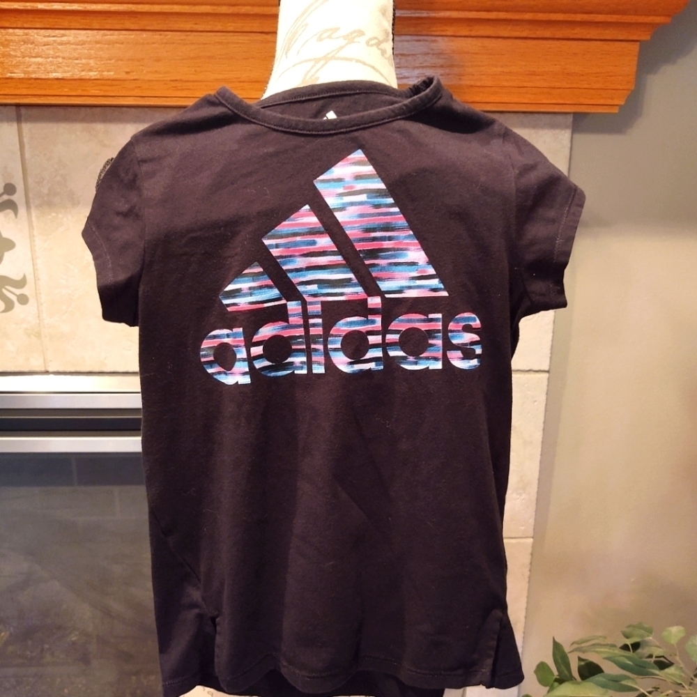 💥3/$20 Adidas Medium (10-12) Black T-Shirt!